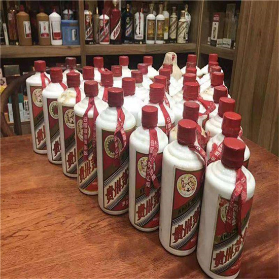 汨罗茅台礼盒回收多少钱商家[回收茅台酒商家]?